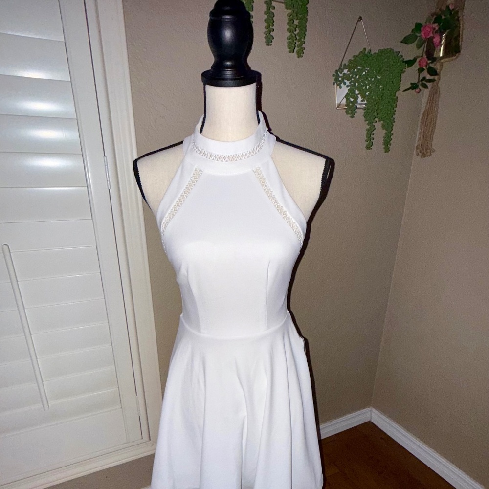 NWT B Darlin White Chain-Detail Halter Mini Dress Jr 3/4 - Flirty Skater Vibes